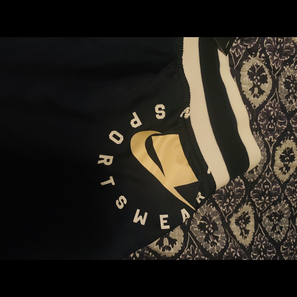 Nike Sports Skirt. - Picture 2 of 7